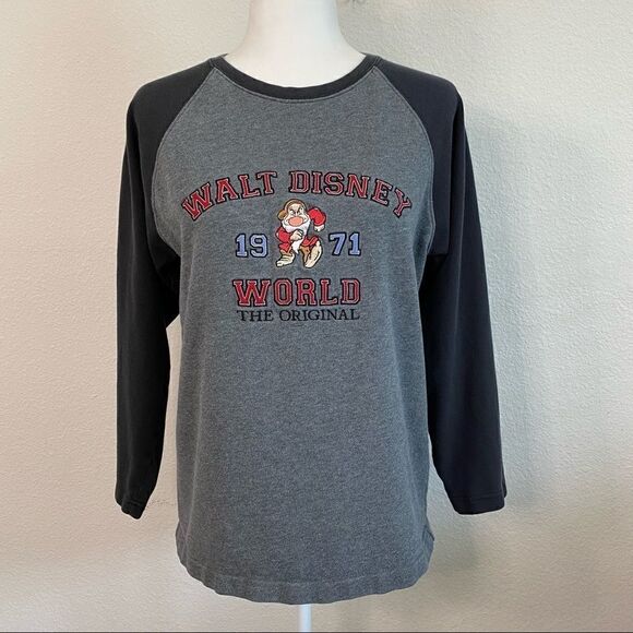 WALT Disney World Grumpy 7 Dwarfs Long Sleeve Top - Picture 1 of 6